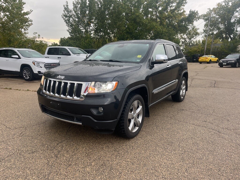 2011 Jeep Grand Cherokee Overland photo 3
