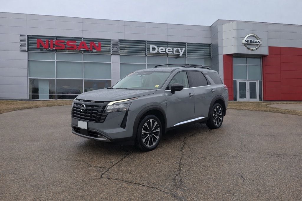 New 2026 Nissan Pathfinder Platinum SUV