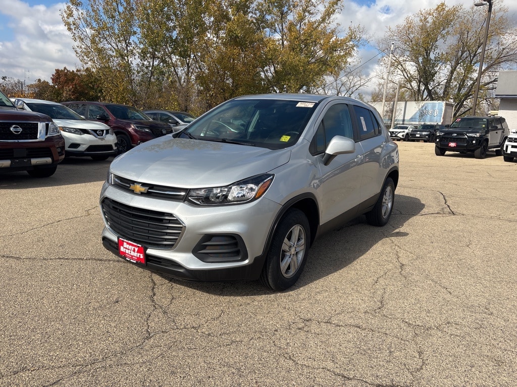 Used 2022 Chevrolet Trax LS SUV