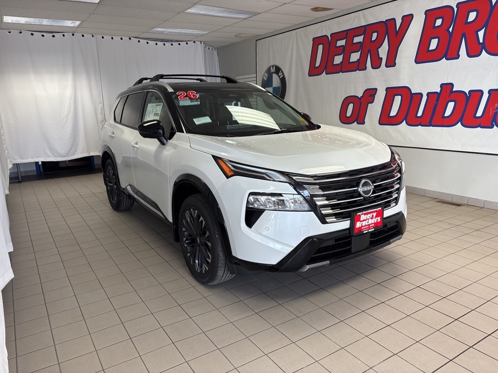 2026 Nissan Rogue Platinum's photo