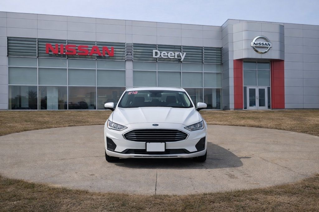 Used 2020 Ford Fusion Hybrid SE Sedan
