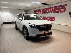 2025 Nissan Pathfinder Platinum SUV