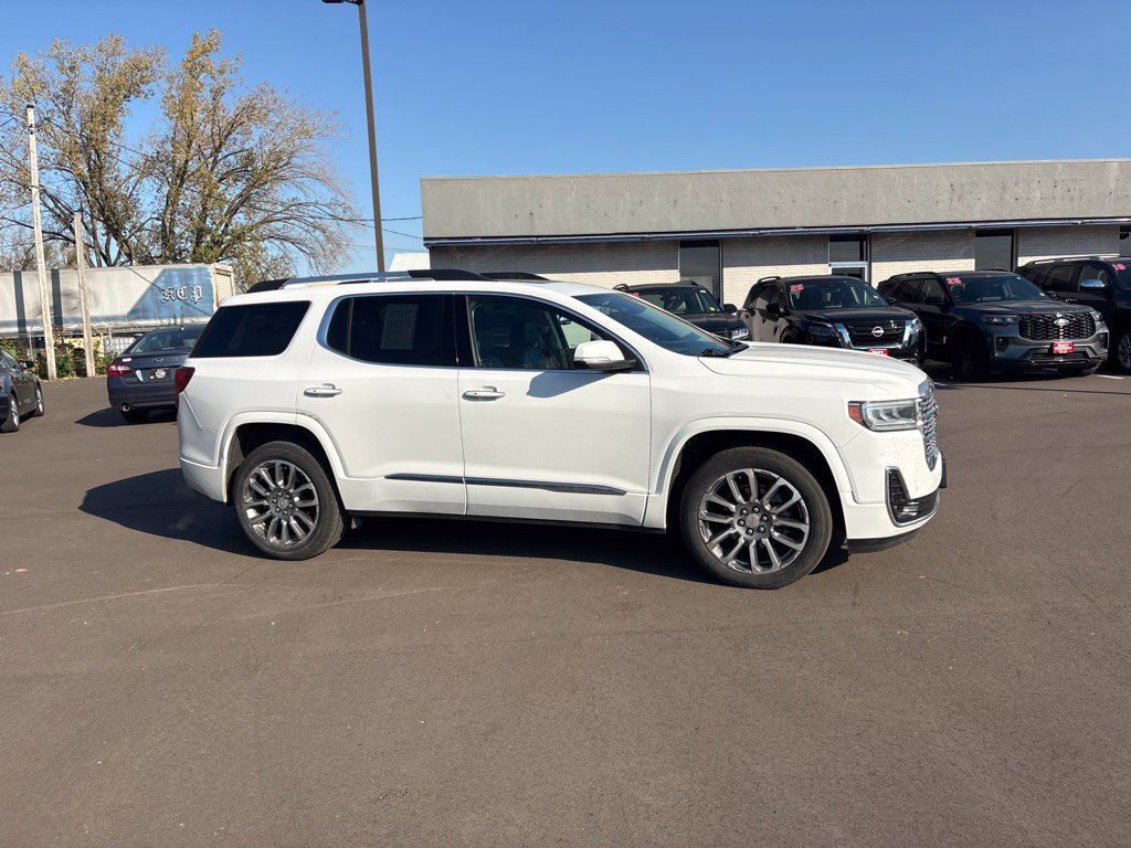 2022 GMC Acadia