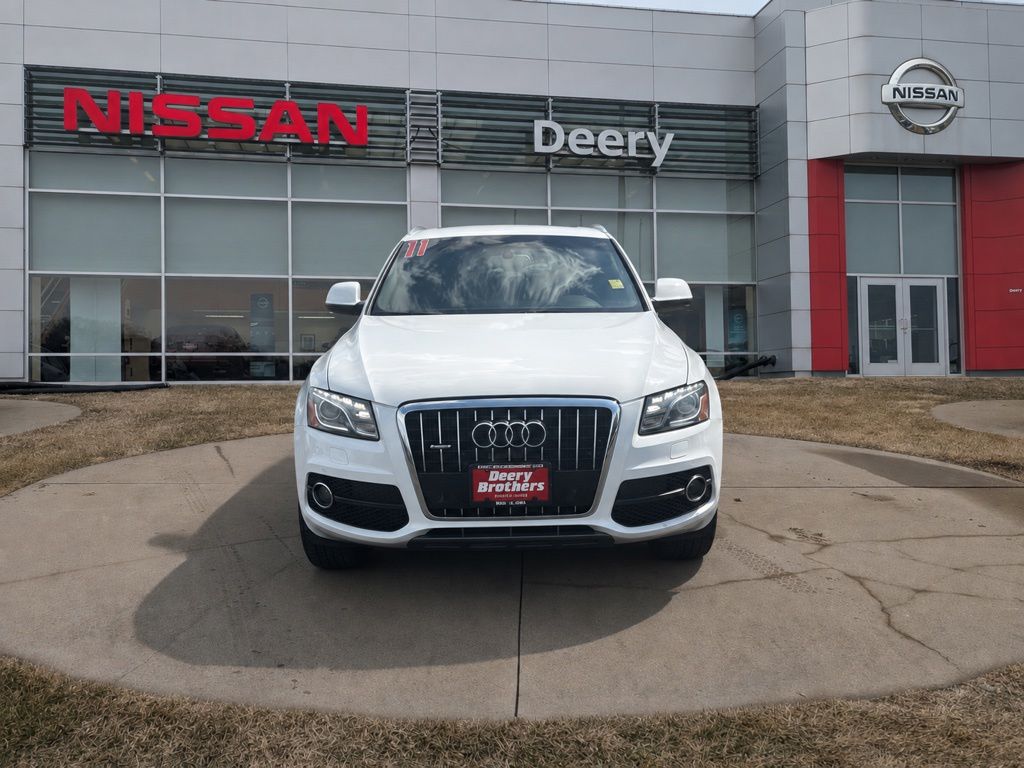 Used 2011 Audi Q5 Premium Plus with VIN WA1DKAFPXBA045072 for sale in Dubuque, IA