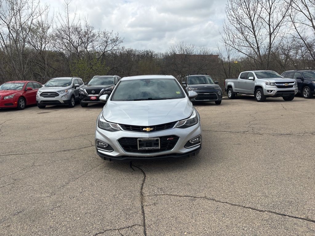 Used 2017 Chevrolet Cruze LT with VIN 1G1BE5SM8H7166446 for sale in Dubuque, IA