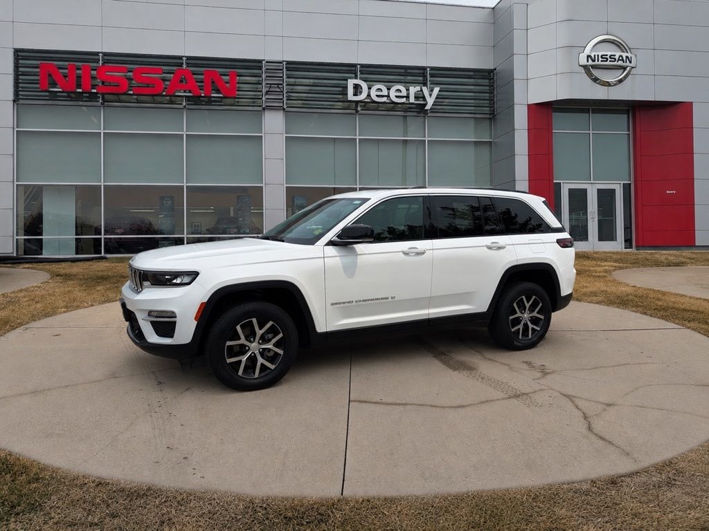Used 2024 Jeep Grand Cherokee Limited SUV