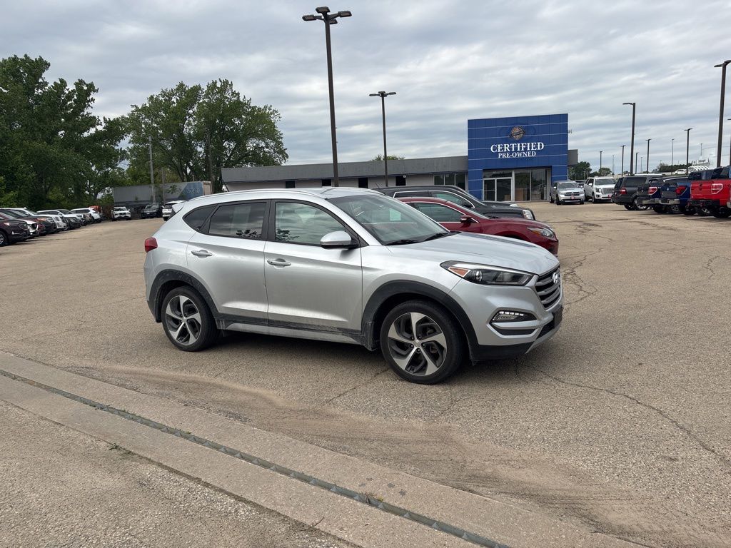 2017 Hyundai Tucson Sport AWD's photo