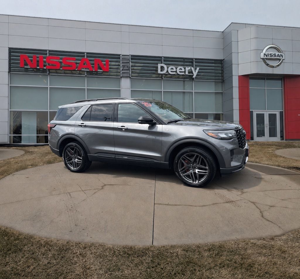 2025 Ford Explorer
