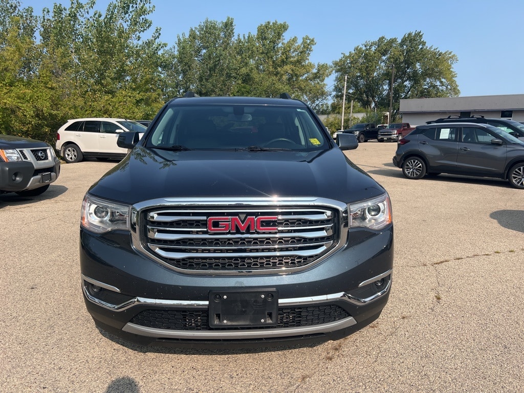 Used 2019 GMC Acadia SLT-1 with VIN 1GKKNULS5KZ287031 for sale in Dubuque, IA