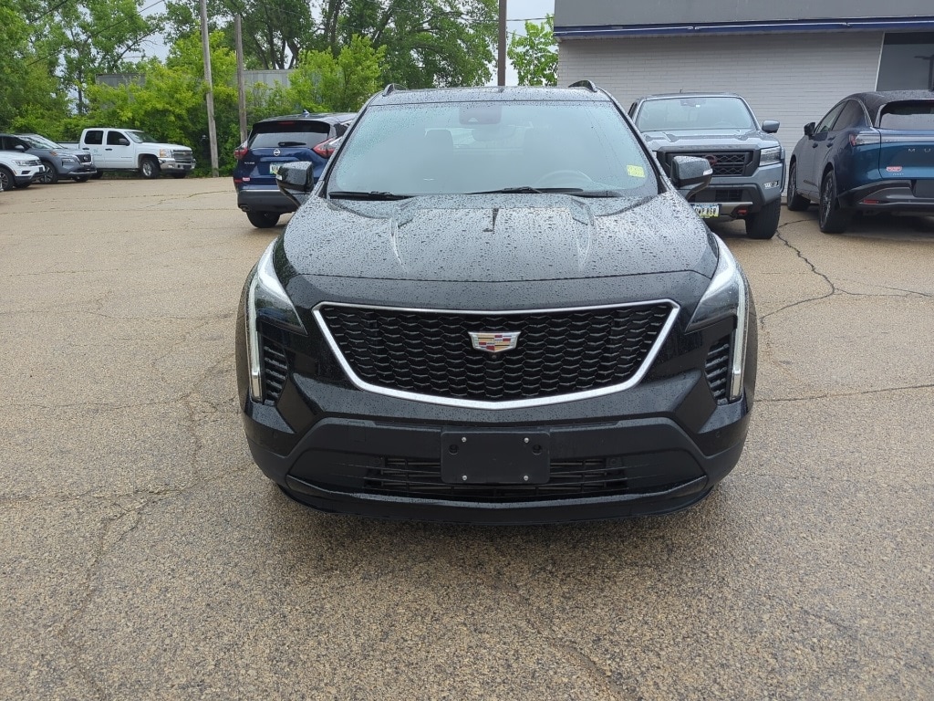 Used 2019 Cadillac XT4 Sport with VIN 1GYFZFR41KF164912 for sale in Dubuque, IA