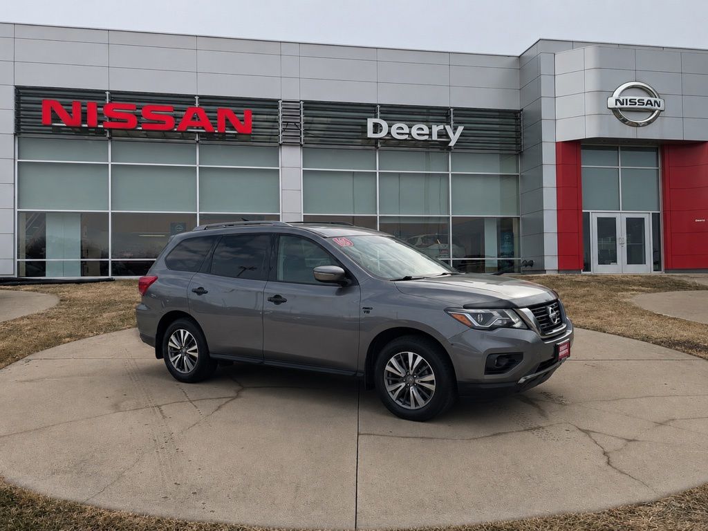 2019 Nissan Pathfinder S 4WD's photo
