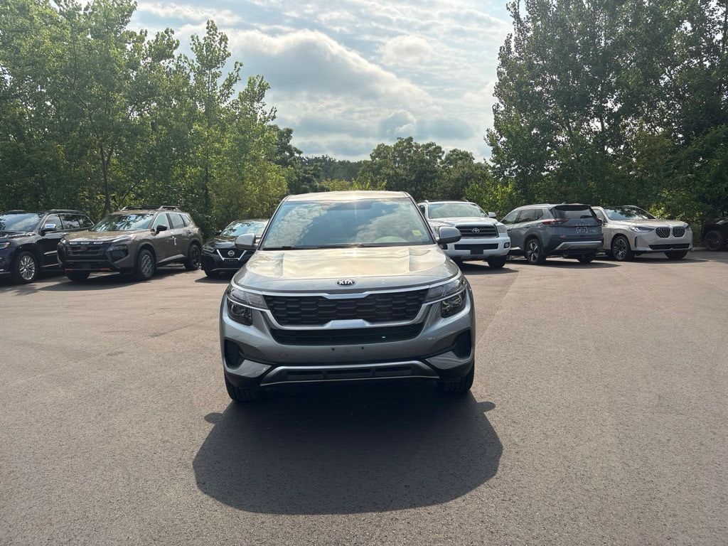 Used 2021 Kia Seltos LX SUV