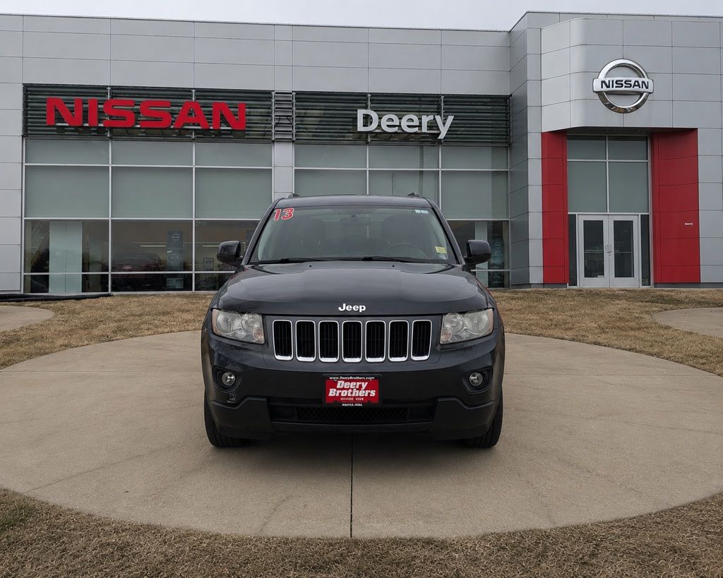 Used 2013 Jeep Grand Cherokee Laredo with VIN 1C4RJFAG5DC537454 for sale in Dubuque, IA