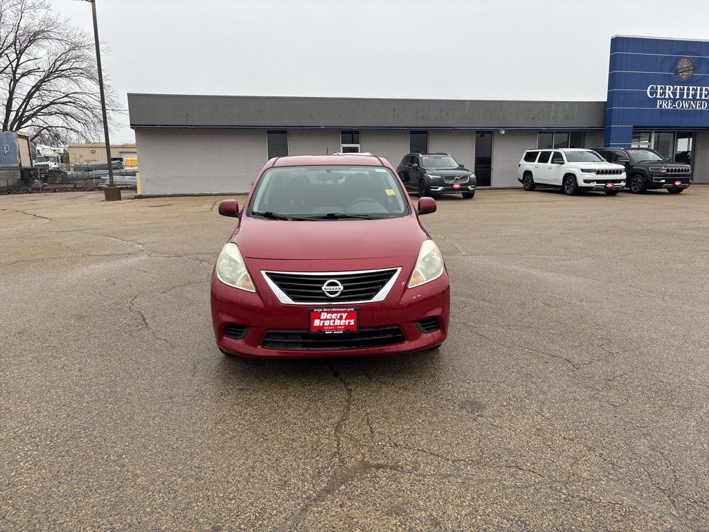 Used 2013 Nissan Versa Sedan SV with VIN 3N1CN7APXDL842035 for sale in Dubuque, IA