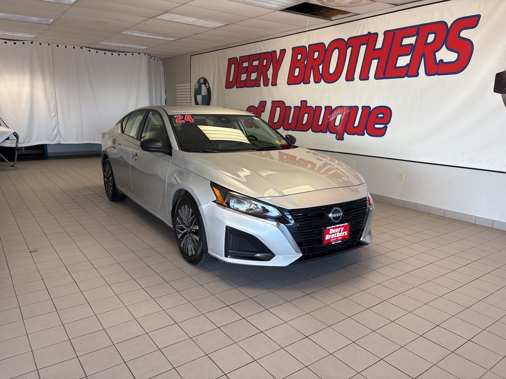 2024 Nissan Altima SV