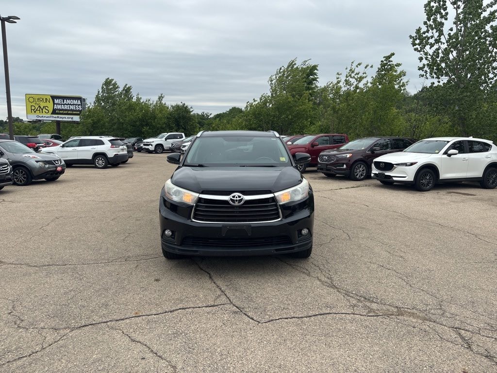 Used 2016 Toyota Highlander XLE V6 SUV
