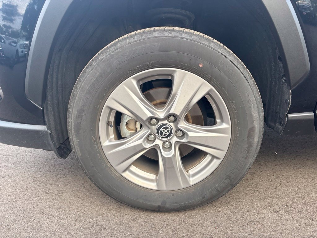 Used 2025 Toyota RAV4 XLE SUV