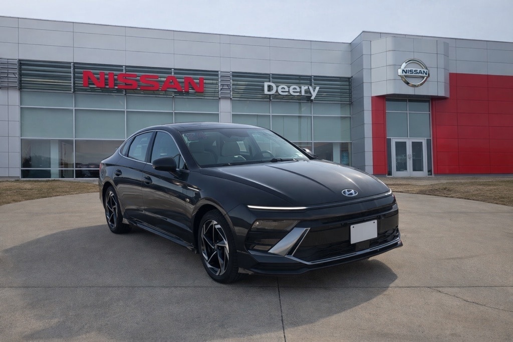 Used 2024 Hyundai Sonata SEL Sedan