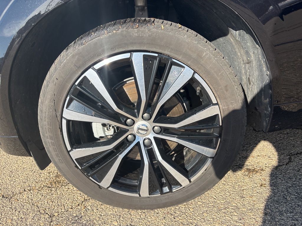 Used 2024 Volvo XC60 B5 Plus Dark SUV