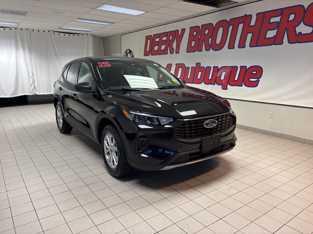 2025 Ford Escape Active's photo