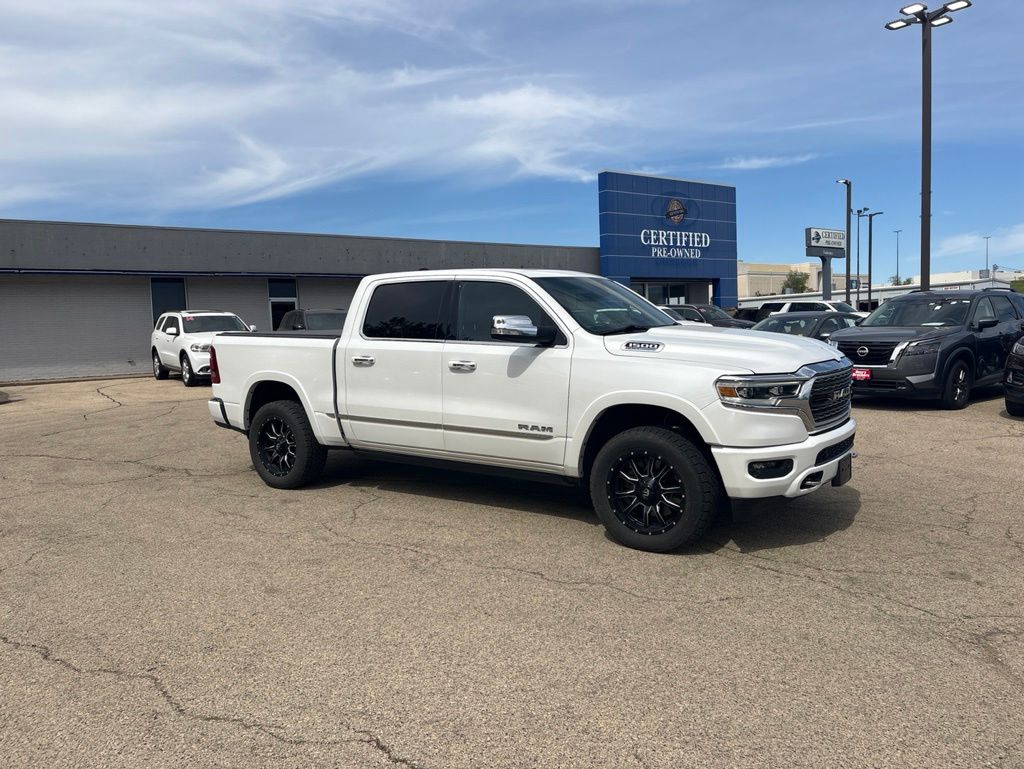 2022 RAM 1500 Limited 4x4 Crew Cab 5'7's photo