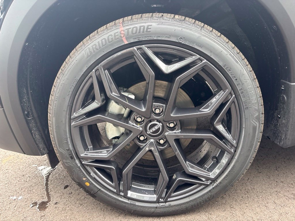 New 2027 Nissan Kicks SR SUV
