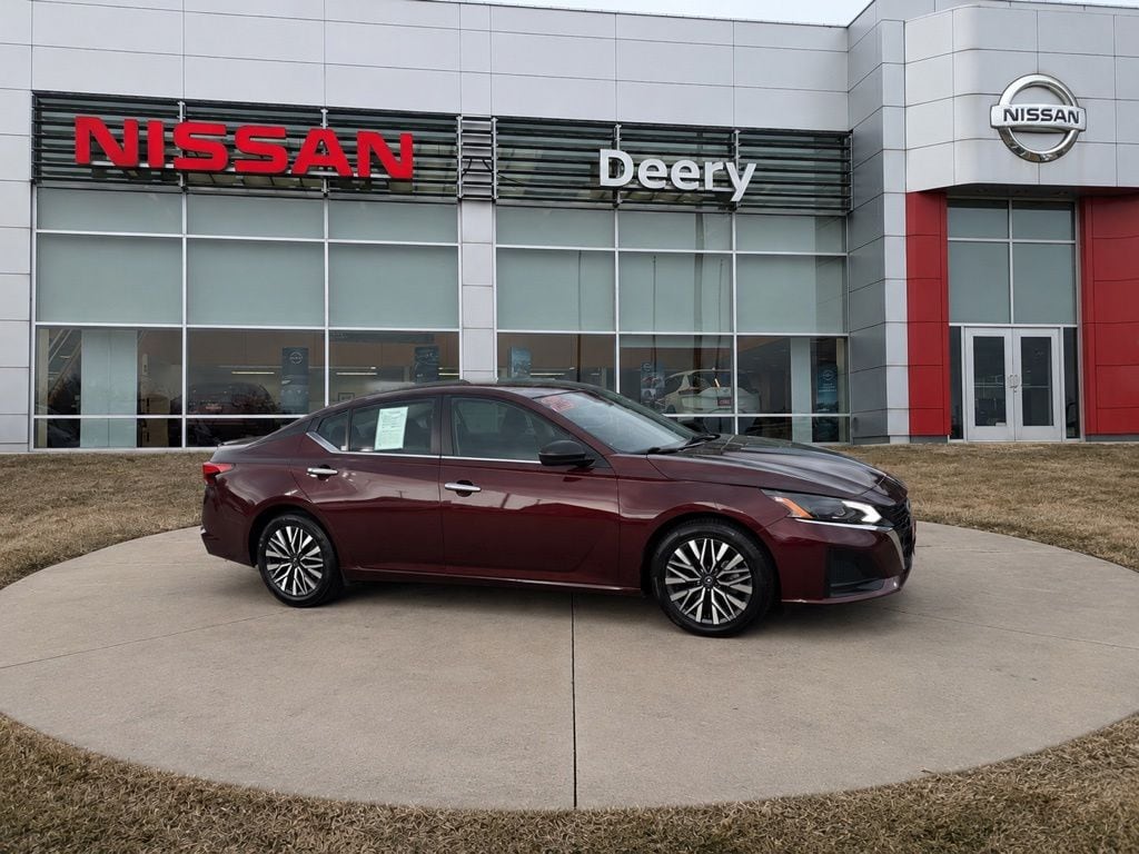 Certified 2025 Nissan Altima SV Sedan