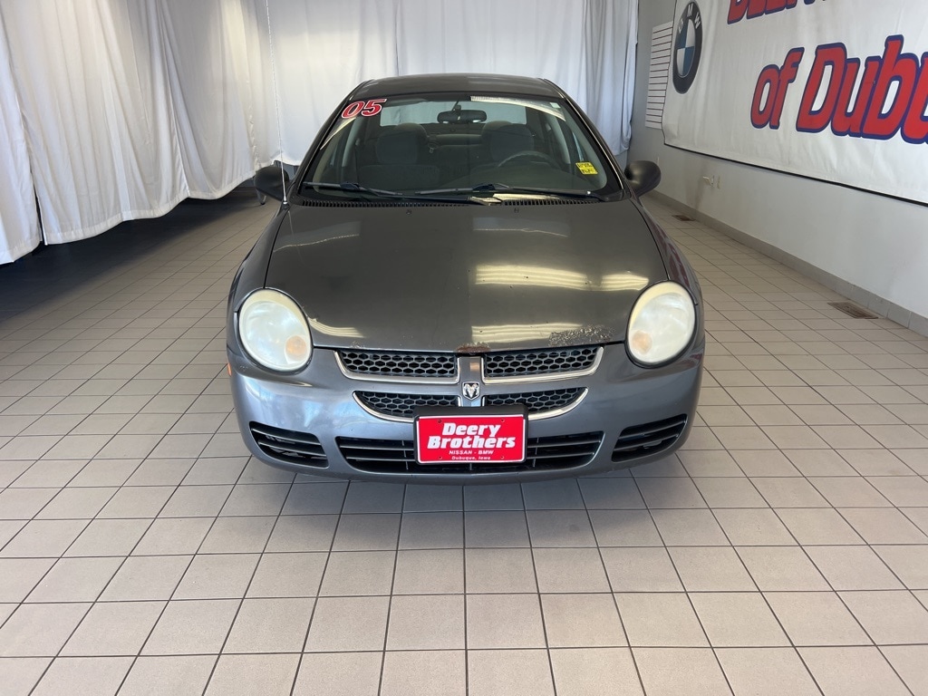 Used 2005 Dodge Neon SXT with VIN 1B3ES56C35D137109 for sale in Dubuque, IA