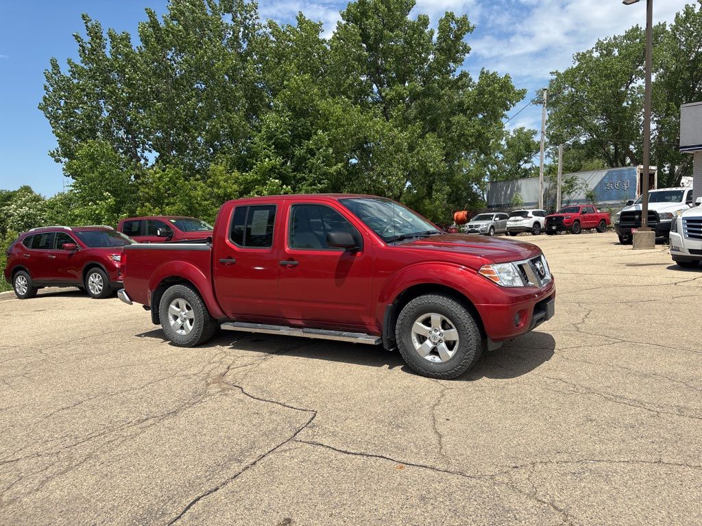 2012 Nissan Frontier 4.0 SV Crew Cab 4X4 AT SWB's photo