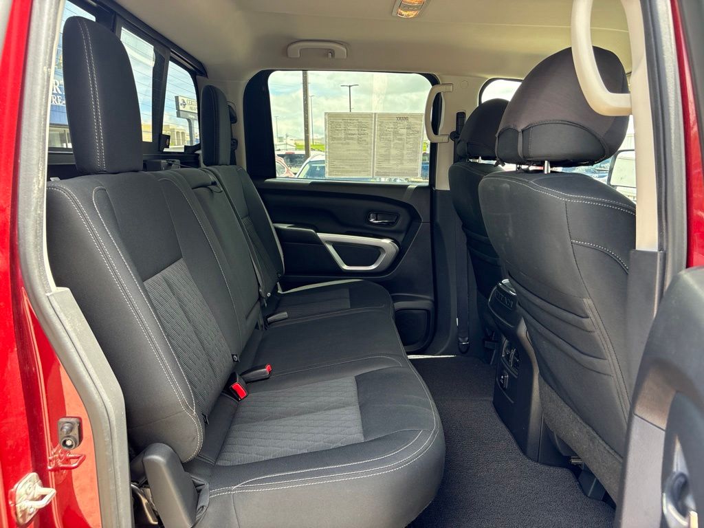 2018 Nissan Titan XD SV - Photo 15