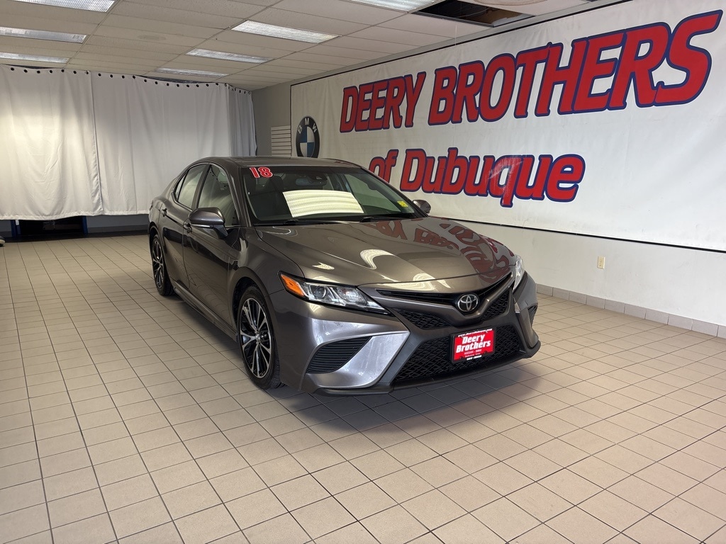 2018 Toyota Camry SE