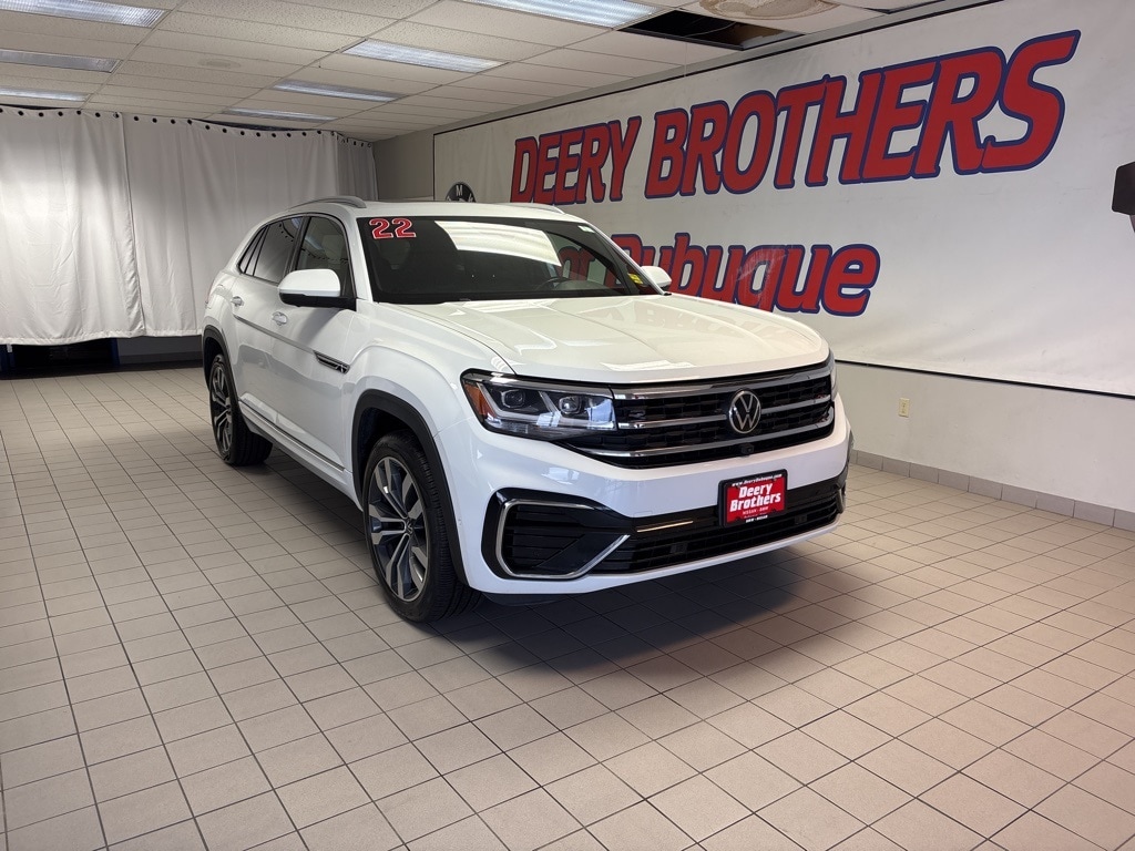 2022 Volkswagen Atlas Cross Sport Execline's photo