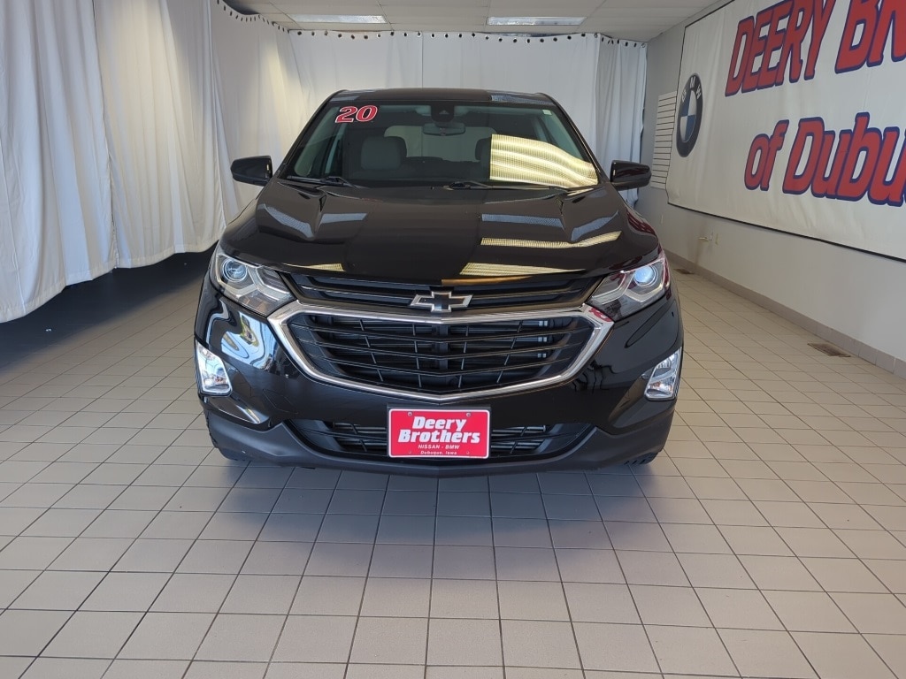 Used 2020 Chevrolet Equinox LT with VIN 2GNAXUEV6L6157210 for sale in Dubuque, IA