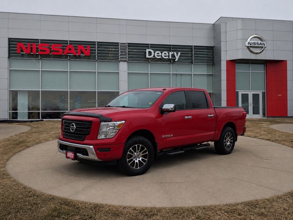 Used 2021 Nissan Titan SV Truck Crew Cab