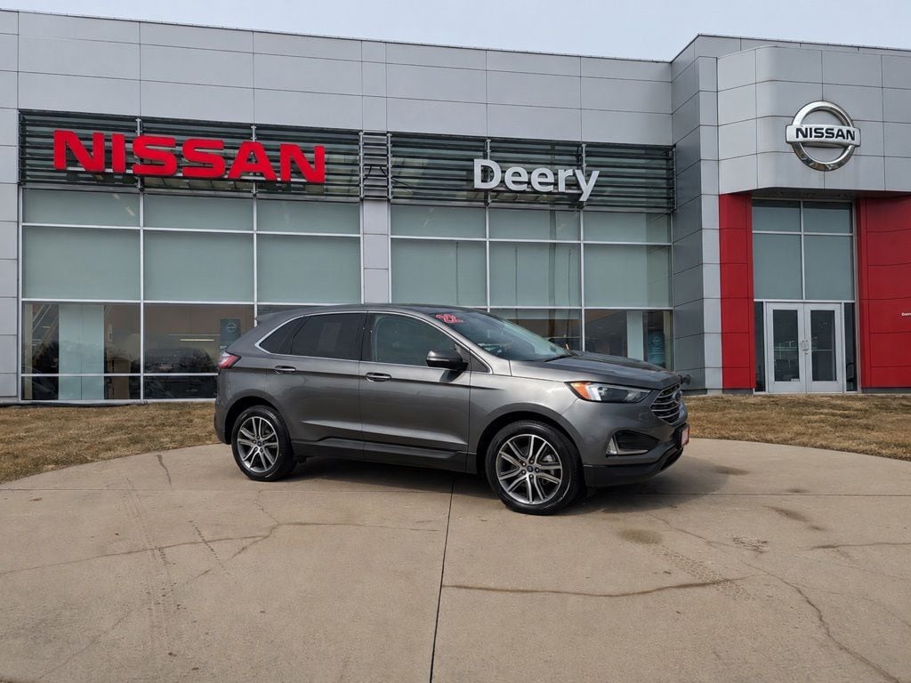 2022 Ford Edge Titanium AWD's photo