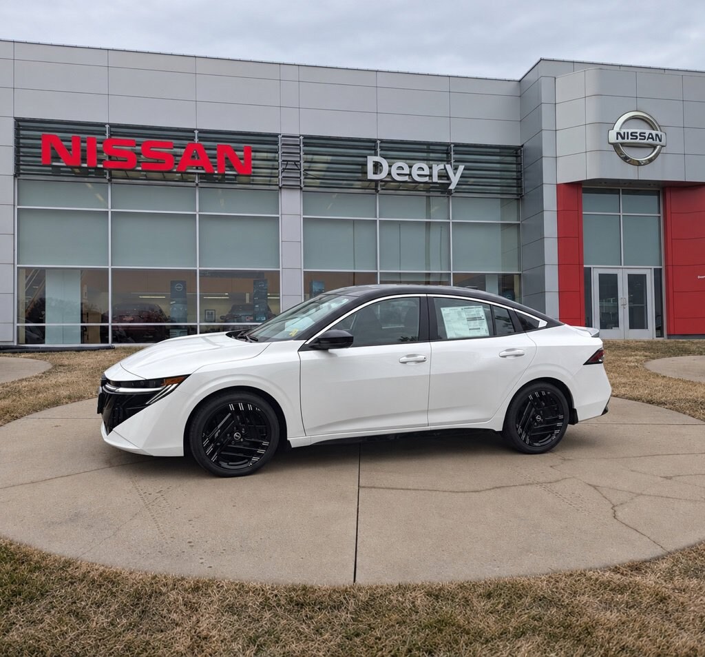 New 2027 Nissan Sentra SR Sedan