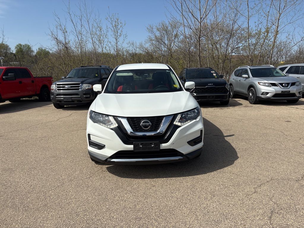 Used 2020 Nissan Rogue S with VIN KNMAT2MV1LP530602 for sale in Dubuque, IA