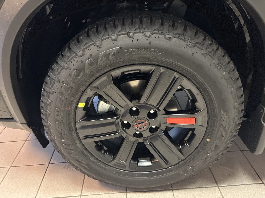 2026 Nissan Rogue SV photo 4