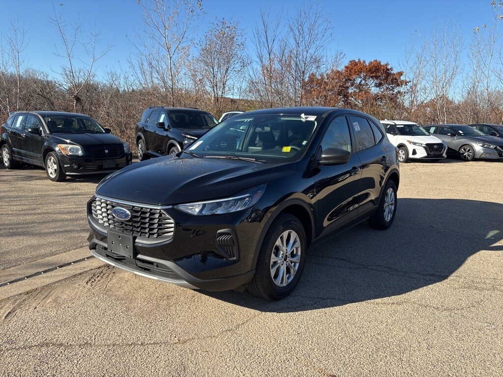 2025 Ford Escape Active photo 2