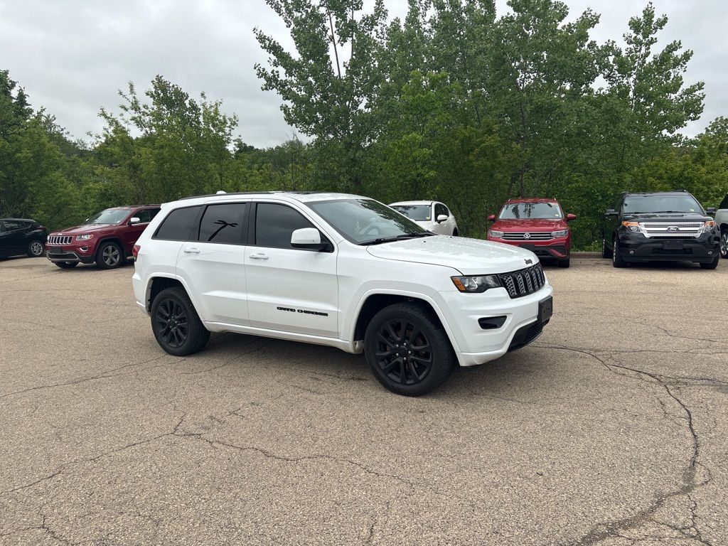 2018 Jeep Grand Cherokee Altitude 4WD's photo