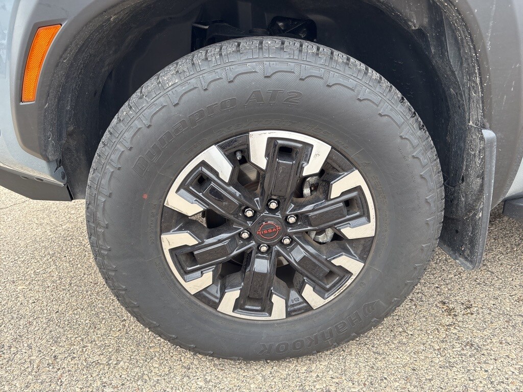 2024 Nissan Frontier PRO-4X photo 4