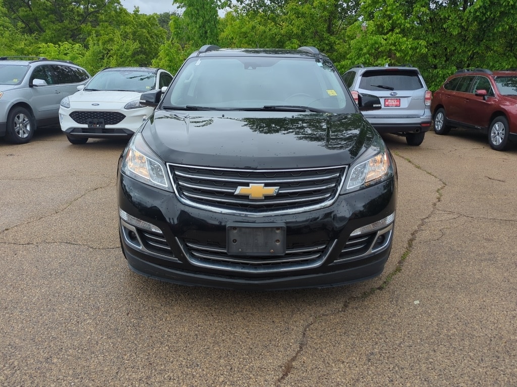 Used 2017 Chevrolet Traverse Premier with VIN 1GNKVJKD8HJ352790 for sale in Dubuque, IA