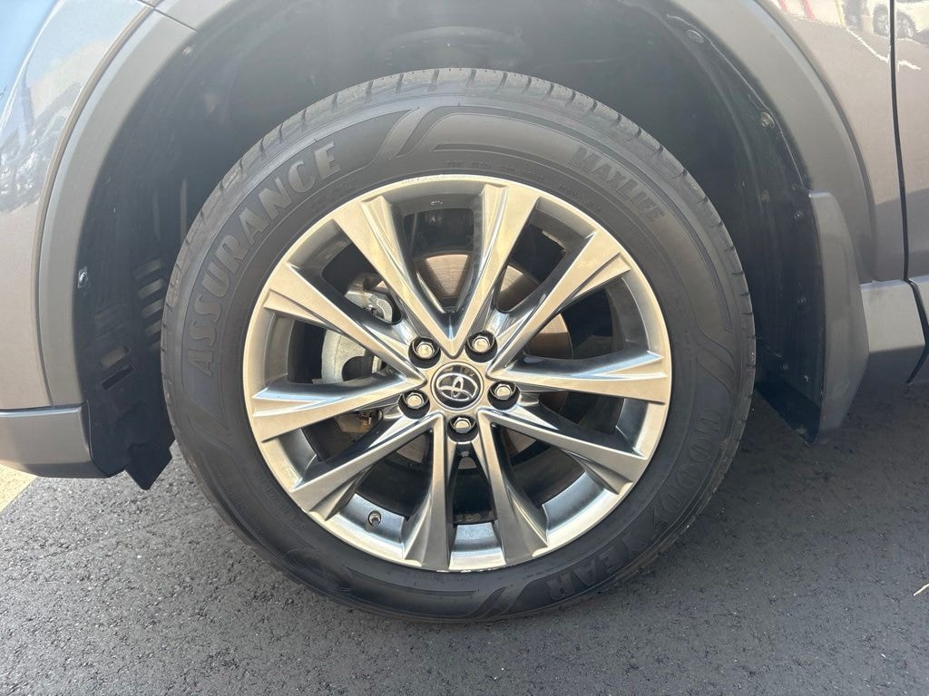 Used 2017 Toyota RAV4 Limited SUV