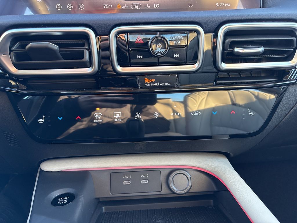 2026 Nissan Sentra SL - Photo 9