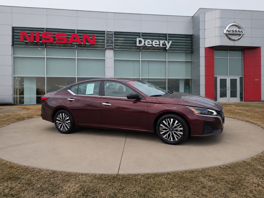 2025 Nissan Altima