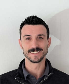 Staff member Blake Worth from ID_bf66e3461845