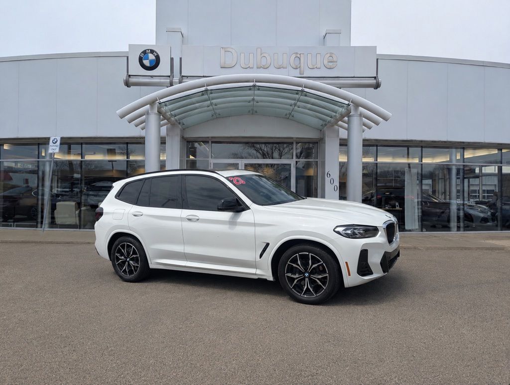 2023 BMW X3 M40i's photo