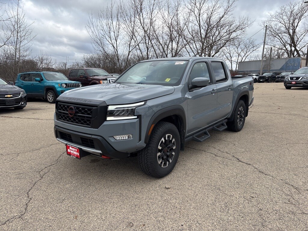 2024 Nissan Frontier PRO-4X photo 3