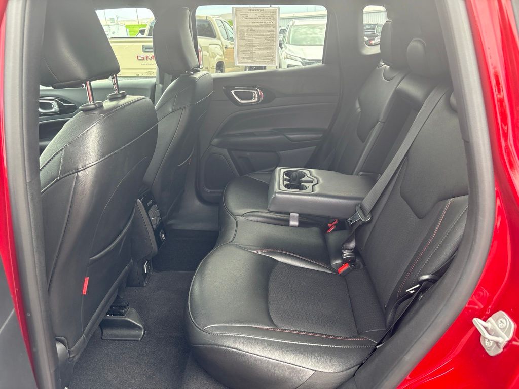 2025 Jeep Compass Trailhawk - Photo 12