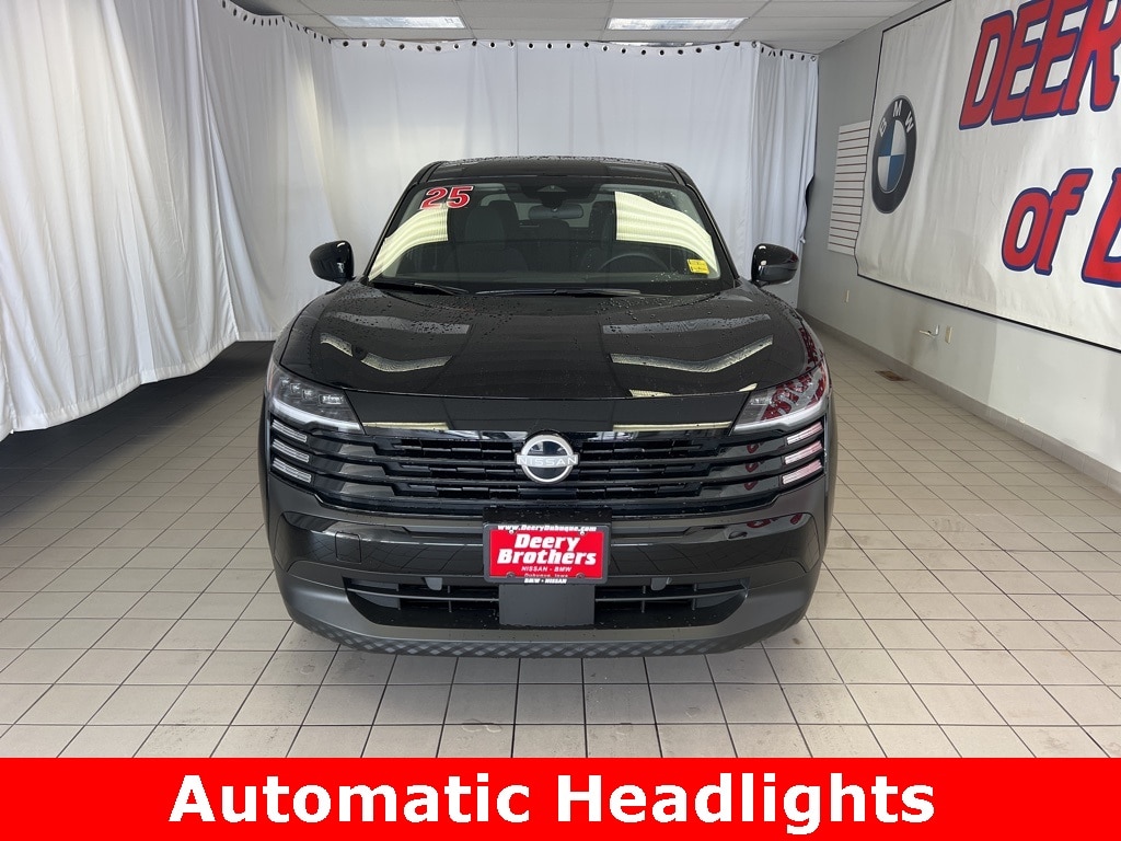 Certified 2025 Nissan Kicks SV AWD with VIN 3N8AP6CB8SL308141 for sale in Dubuque, IA